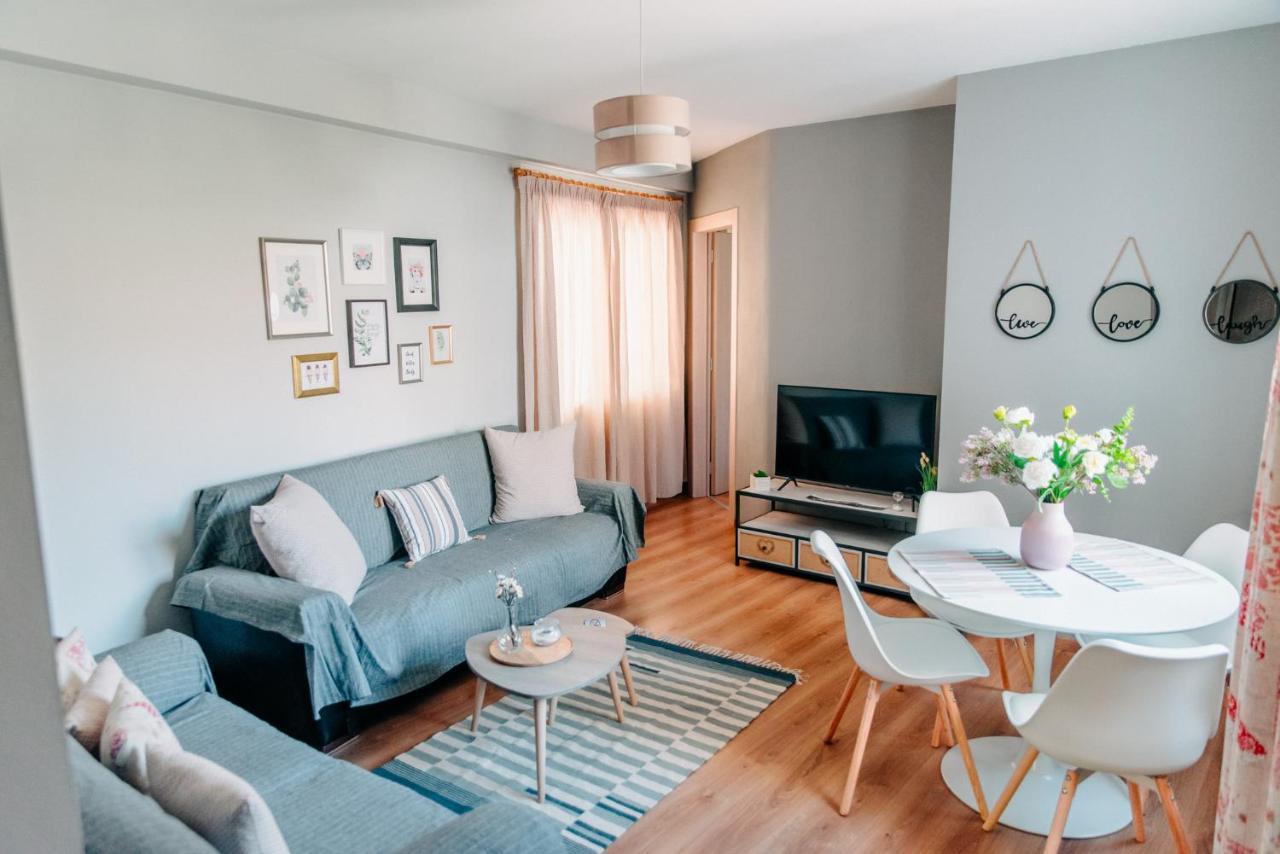 Joy Spot Apartment Kavala Bagian luar foto