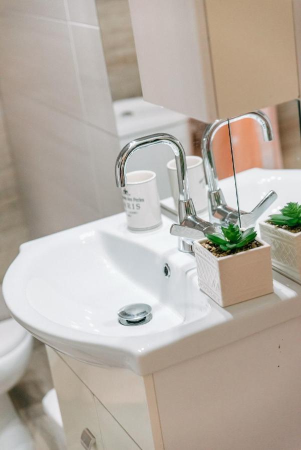 Joy Spot Apartment Kavala Bagian luar foto